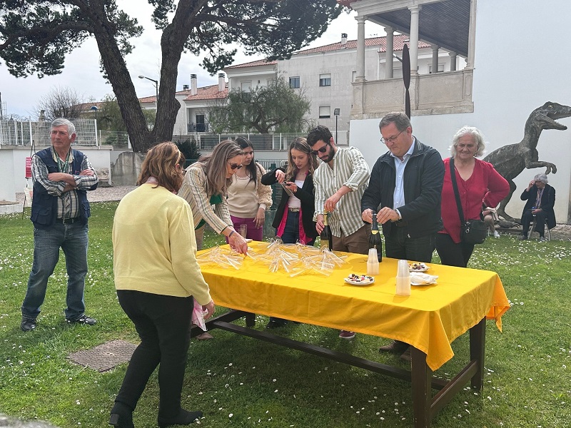 Seniores do Projeto CLDS Cantanhede 4G – Intervir, Integrar e Incluir inauguram exposição de arte “Telas com Vida!”, no Museu da Pedra