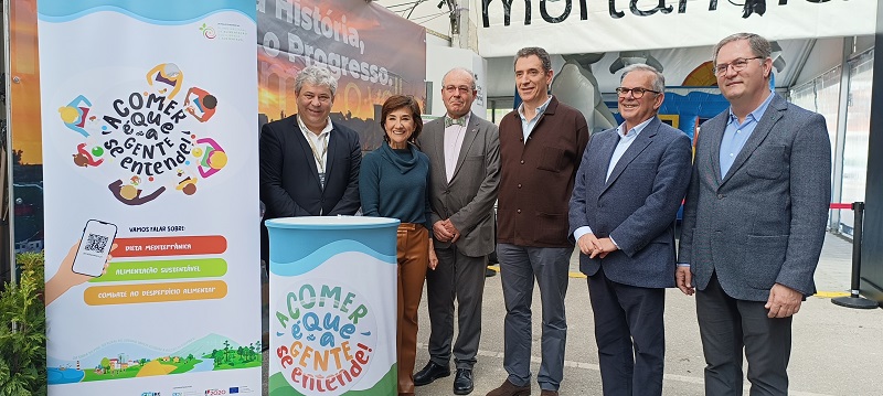 Ministra da Agricultura e da Alimentação visita o projeto PNAES “A comer é que a gente se entende”