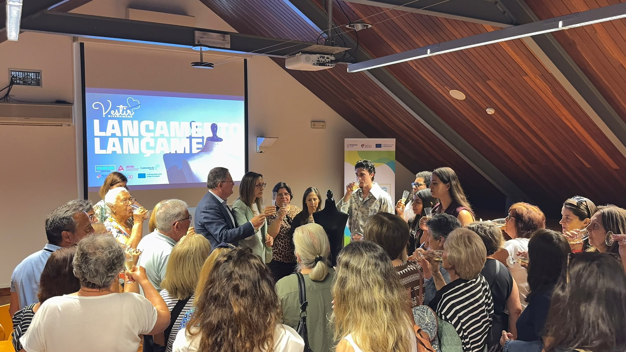 “Vestir a Diversidade” une comunidade de Cantanhede numa criação coletiva