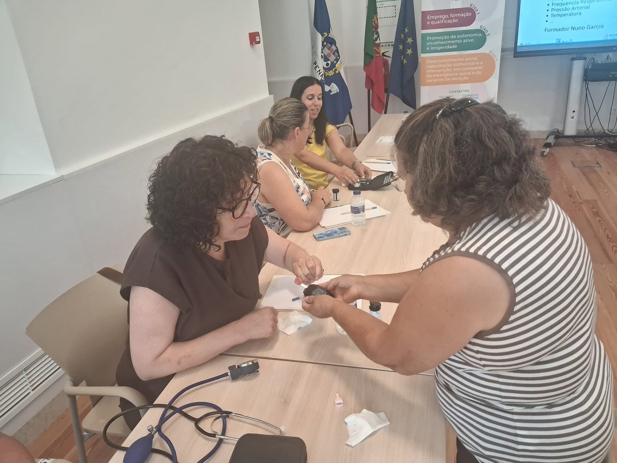 Cuidadores informais reforçam competências na avaliação de sinais vitais